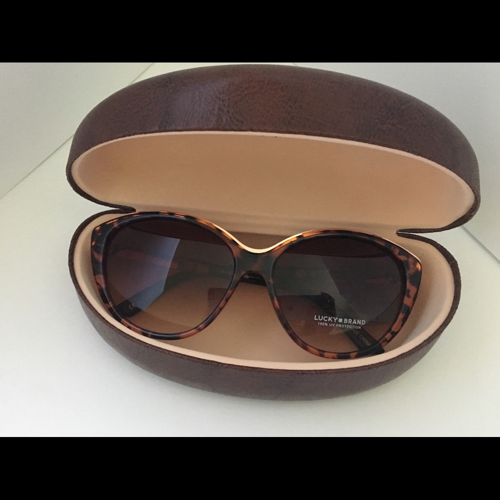 Lucky Sunglasses & Case
